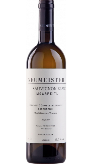 Bottle of Neumeister Moarfeitl Sauvignon Blanc 2016 wine 750 ml