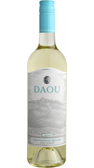 Bottle of DAOU Sauvignon Blanc 2019 wine 750 ml