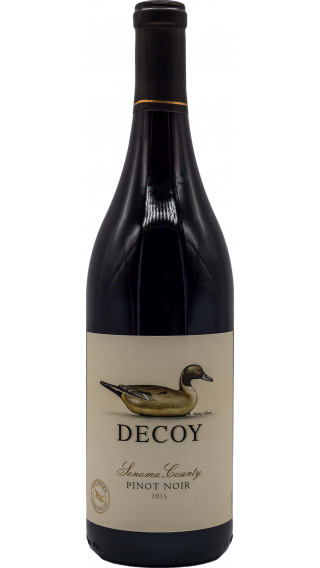 Bottle of Duckhorn Decoy Pinot Noir 2015 wine 750 ml