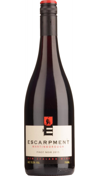 Bottle of Escarpment Pinot Noir 2015 wine 750 ml